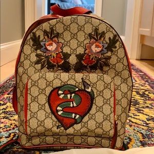 Gucci backpack snake & heart appliqué limited